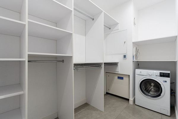 Продам двухкомнатную (2-комн.) квартиру, Коробицына ул, 2о, Сестрорецк г