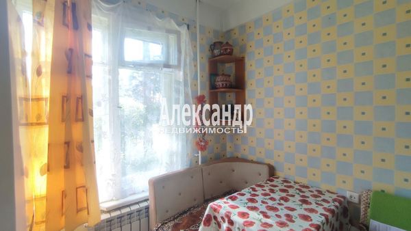 Продам двухкомнатную (2-комн.) квартиру, Молодежная ул, 3, Понтонное п