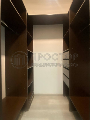 Продам однокомнатную (1-комн.) квартиру, Гагарина пр-кт, 26к3, Люберцы г