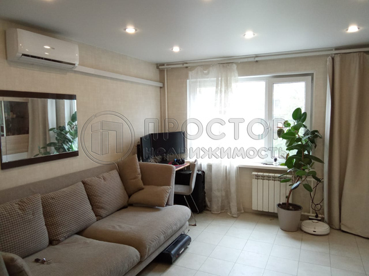 Продам трехкомнатную (3-комн.) квартиру, Московская ул, 14, Чкалово п