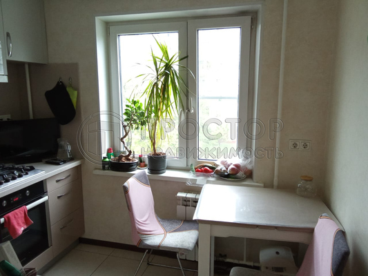 Продам трехкомнатную (3-комн.) квартиру, Московская ул, 14, Чкалово п