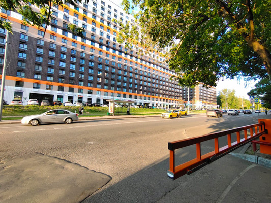 Продам двухкомнатную (2-комн.) квартиру, Ангарская ул, 69, Москва г