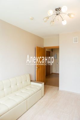 Продам однокомнатную (1-комн.) квартиру, Михаила Дудина ул, 23к1, Парголово п