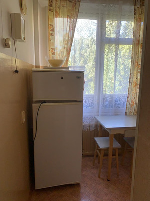 Продам трехкомнатную (3-комн.) квартиру, Павловская ул, 54, Колпино г