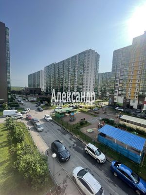 Продам однокомнатную (1-комн.) квартиру, Воронцовский б-р, 18, Мурино п