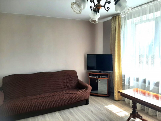 Продам двухкомнатную (2-комн.) квартиру, Ляпидевского ул, 70, Тихорецк г