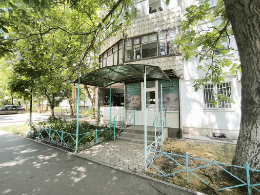 Продам двухкомнатную (2-комн.) квартиру, 60 лет Октября ул, 5, Симферополь г