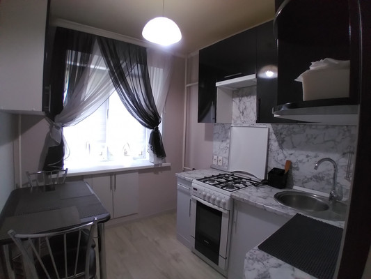 Продам двухкомнатную (2-комн.) квартиру, Свердлова ул, 79А, Пенза г