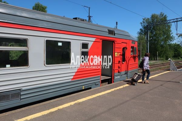 Продам дом в поселке Маяк, Березовая (Приморское тер. СНТ) ул, 10, Борисова Грива массив, 34 км от города