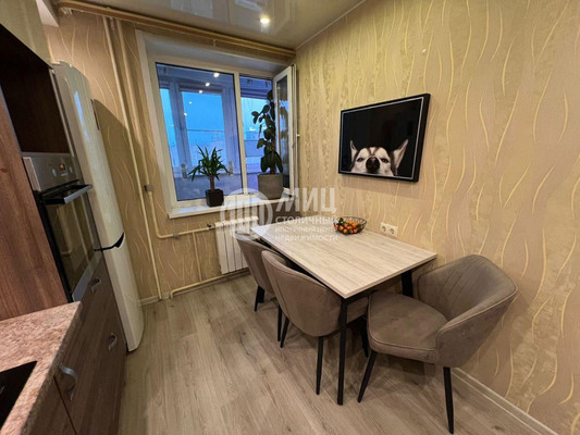 Продам однокомнатную (1-комн.) квартиру, 114а Волжский Бульвар кв-л, 114ак2, Москва г