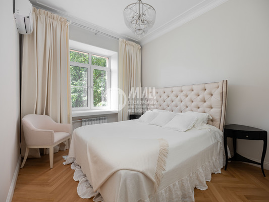Продам трехкомнатную (3-комн.) квартиру, Фрунзенская наб, 48, Москва г