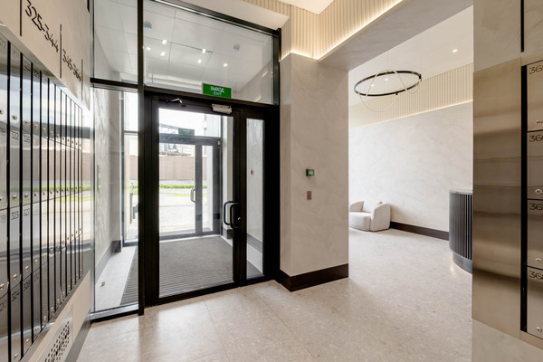 Продам трехкомнатную (3-комн.) квартиру, Годовикова ул, 11к5, Москва г