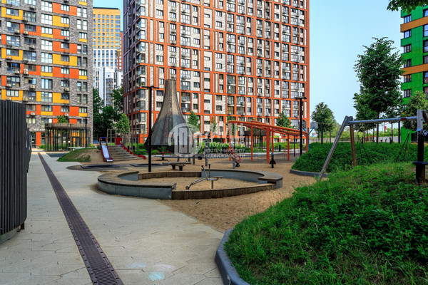 Продам многокомнатную квартиру, Рябиновая ул, 3к3, Москва г