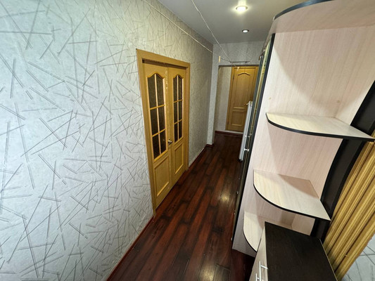 Продам трехкомнатную (3-комн.) квартиру, Московский пр-кт, 6к3, Комсомольск-на-Амуре г