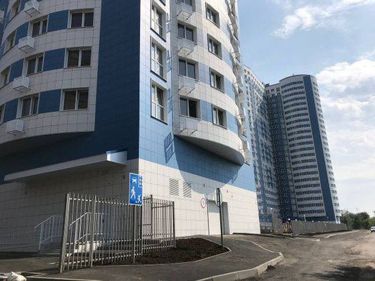 Продам трехкомнатную (3-комн.) квартиру, Береговая ул, 73, Ростов-на-Дону г