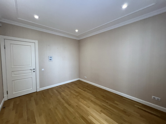 Продам трехкомнатную (3-комн.) квартиру, Казахстанский пер, 19б, Ростов-на-Дону г