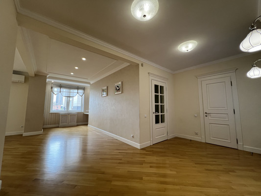 Продам трехкомнатную (3-комн.) квартиру, Казахстанский пер, 19б, Ростов-на-Дону г