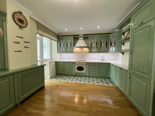 Продам трехкомнатную (3-комн.) квартиру, Казахстанский пер, 19б, Ростов-на-Дону г