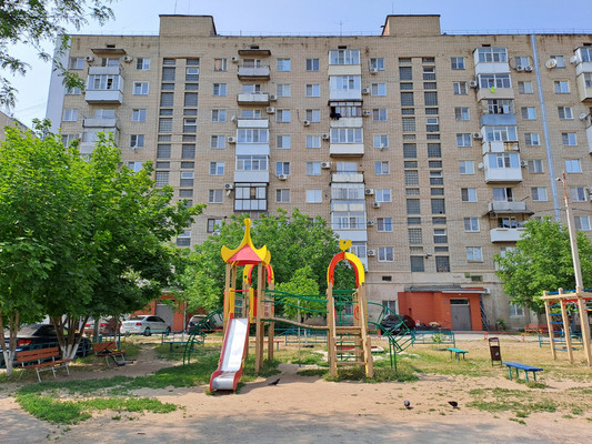 Продам двухкомнатную (2-комн.) квартиру, 30 лет Победы ул, 4, Волгодонск г