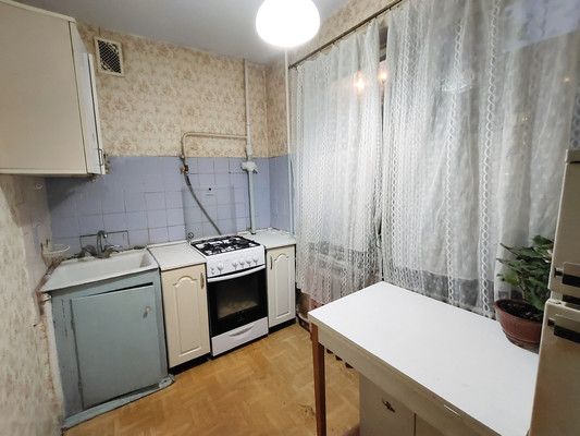 Продам двухкомнатную (2-комн.) квартиру, Маслова ул, 3, Монино рп
