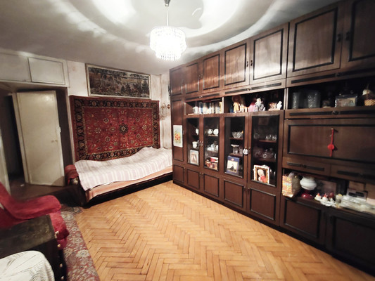 Продам двухкомнатную (2-комн.) квартиру, Маслова ул, 3, Монино рп
