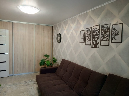 Продам однокомнатную (1-комн.) квартиру, Шаронова ул, 5, Ишим г