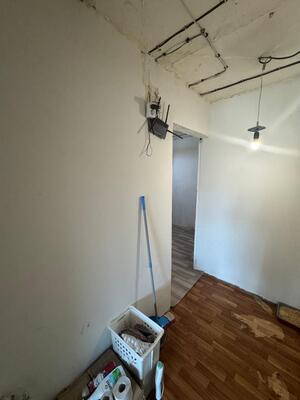 Продам трехкомнатную (3-комн.) квартиру, Хлыновская ул, 22, Киров г