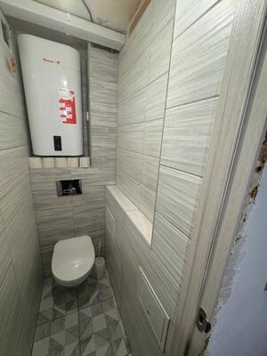 Продам трехкомнатную (3-комн.) квартиру, Хлыновская ул, 22, Киров г