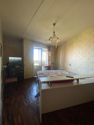 Продам трехкомнатную (3-комн.) квартиру, Российский пр-кт, 14А, Санкт-Петербург г