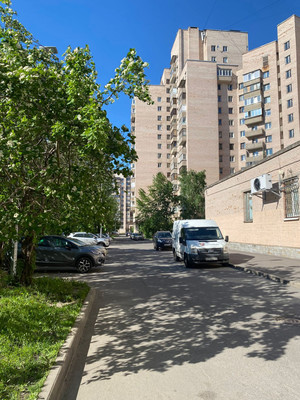Продам трехкомнатную (3-комн.) квартиру, Российский пр-кт, 14А, Санкт-Петербург г