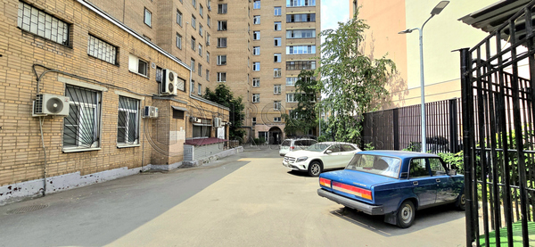 Продам трехкомнатную (3-комн.) квартиру, Лесной 2-й пер, 10, Москва г