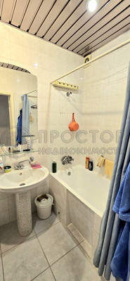 Продам трехкомнатную (3-комн.) квартиру, Лесной 2-й пер, 10, Москва г