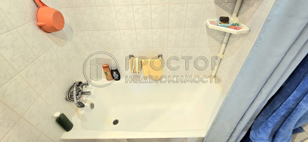 Продам трехкомнатную (3-комн.) квартиру, Лесной 2-й пер, 10, Москва г