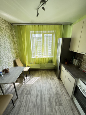 Продам трехкомнатную (3-комн.) квартиру, Юности ул, 20, Нижний Тагил г