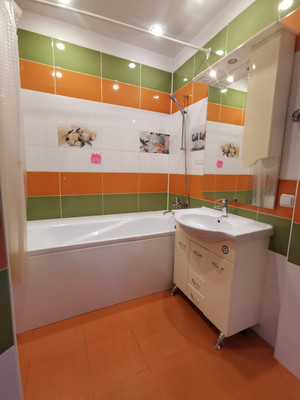 Продам трехкомнатную (3-комн.) квартиру, Советская ул, 8, Сыктывкар г