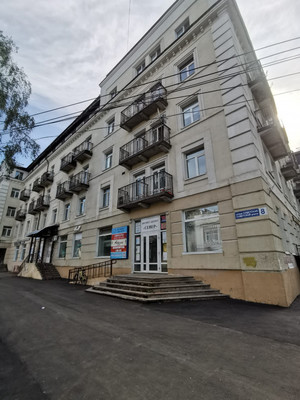 Продам трехкомнатную (3-комн.) квартиру, Советская ул, 8, Сыктывкар г