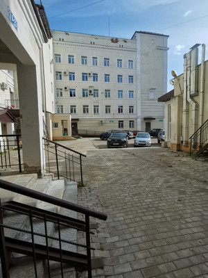 Продам трехкомнатную (3-комн.) квартиру, Советская ул, 8, Сыктывкар г
