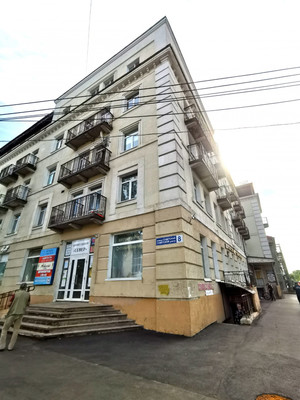 Продам трехкомнатную (3-комн.) квартиру, Советская ул, 8, Сыктывкар г