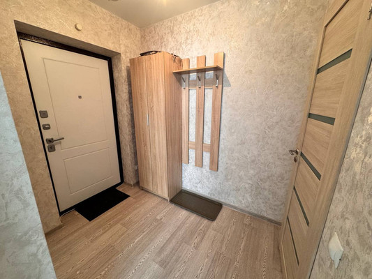 Продам однокомнатную (1-комн.) квартиру, Марата Ахметшина ул, 4, Большие Кургузи с