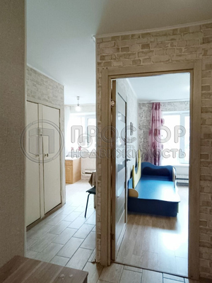Продам двухкомнатную (2-комн.) квартиру, Чертановская ул, 51к4, Москва г