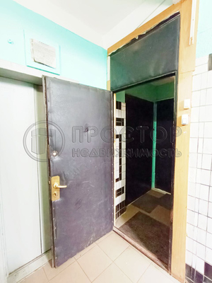 Продам двухкомнатную (2-комн.) квартиру, Чертановская ул, 51к4, Москва г
