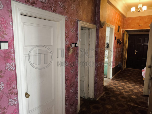 Продам трехкомнатную (3-комн.) квартиру, Гончарная ул, 38, Москва г