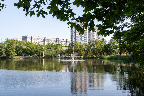 Продам однокомнатную (1-комн.) квартиру, Генерала Толстикова ул, 2б, Калининград г