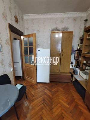 Продам комнату в 6-комн. квартире, Реки Фонтанки наб, 80/2, Санкт-Петербург г