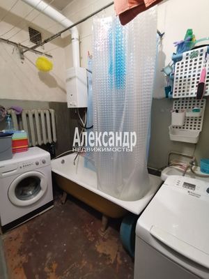 Продам комнату в 6-комн. квартире, Реки Фонтанки наб, 80/2, Санкт-Петербург г