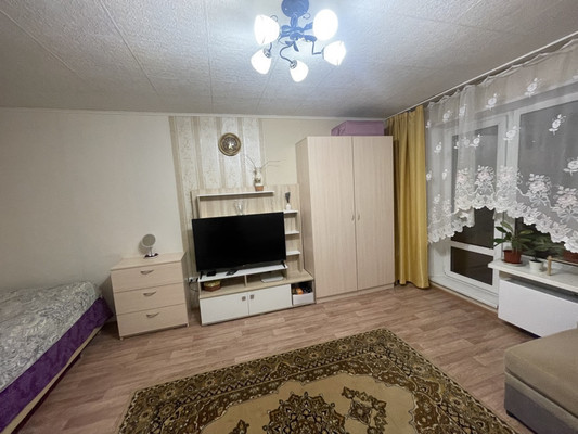 Продам однокомнатную (1-комн.) квартиру, Молдагуловой ул, 22к3, Москва г