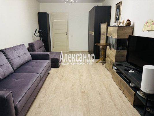 Продам однокомнатную (1-комн.) квартиру, Обуховской Обороны пр-кт, 138к2, Санкт-Петербург г