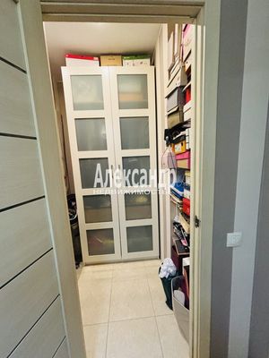 Продам однокомнатную (1-комн.) квартиру, Обуховской Обороны пр-кт, 138к2, Санкт-Петербург г