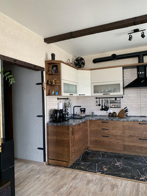 Продам двухкомнатную (2-комн.) квартиру, Строителей ул, 119, Ханты-Мансийск г
