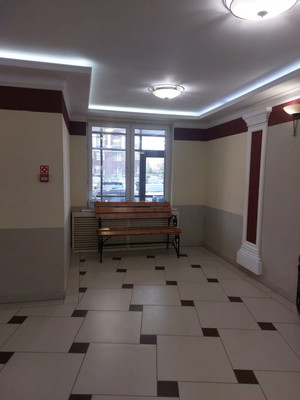 Продам двухкомнатную (2-комн.) квартиру, Строителей ул, 119, Ханты-Мансийск г